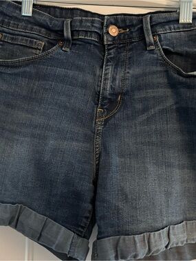 Classic women’s Dark Blue Denim Shorts
